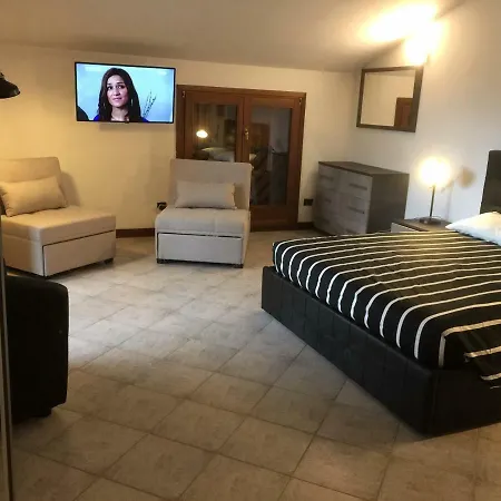 & Garden Bed and Breakfast
