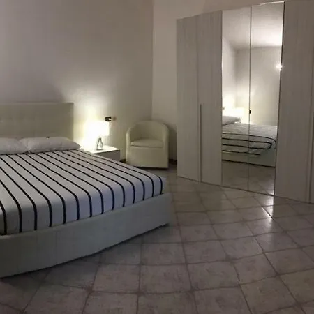 & Garden Bed and Breakfast