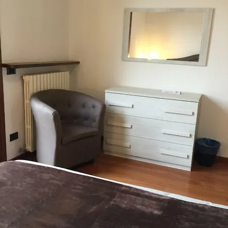 & Garden Bed and Breakfast